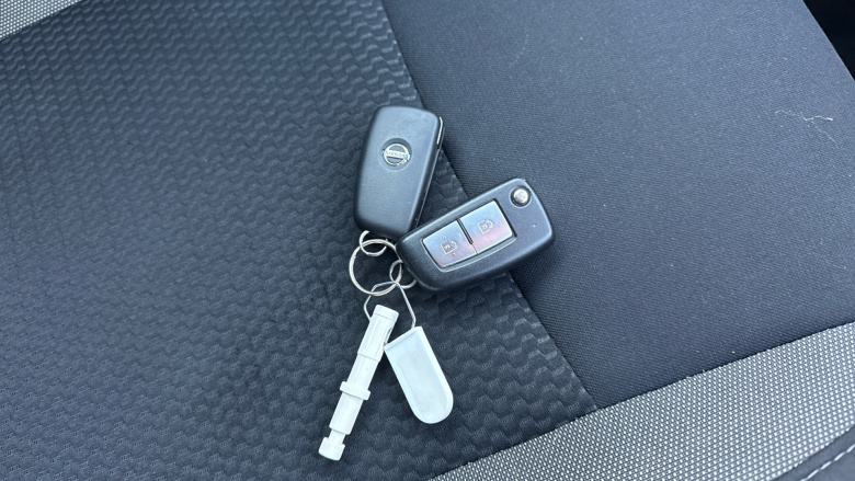 Nissan Qashqai 1.3 DiG-T Acenta Premium 5dr Petrol Hatchback